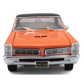 Maisto Pontiac GTO Hurst Edition 1965 orange 1/18