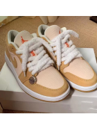 Fuzzy Laces, Plüsch-Schnürsenkel, grau